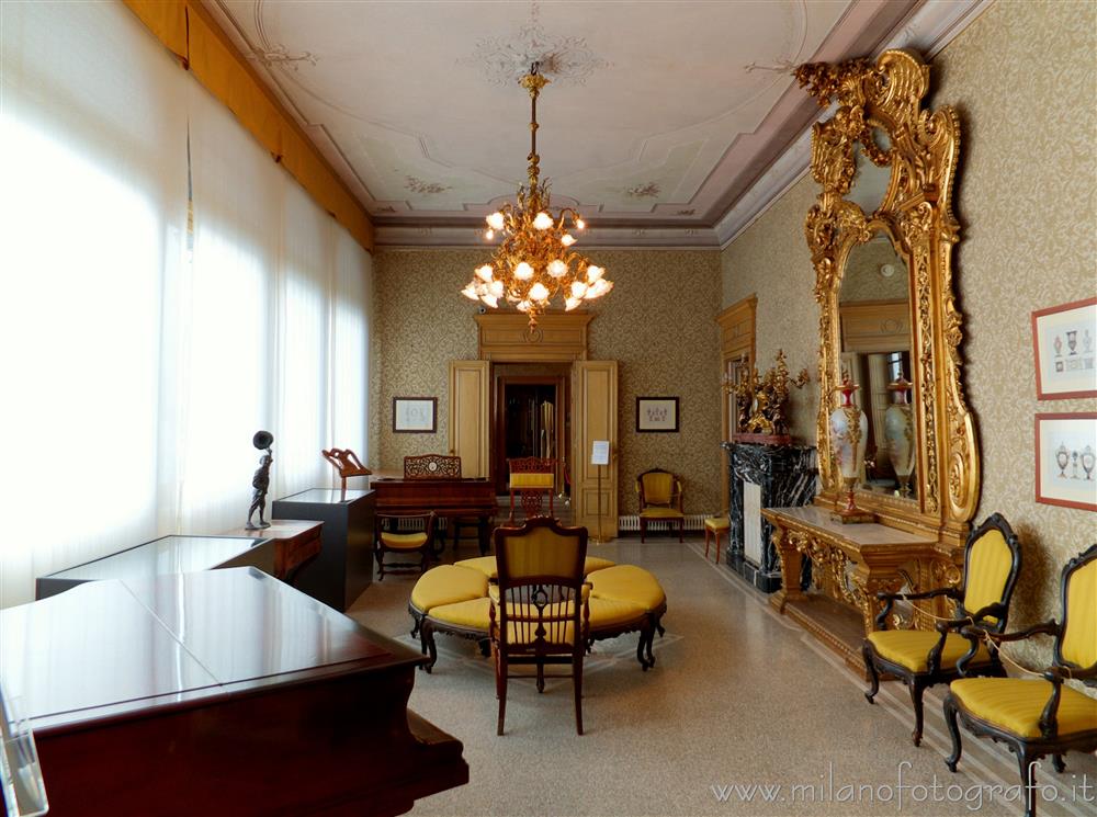 Varenna (Lecco) - Sala della Musica di Villa Monastero